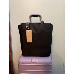 The Commuter Tote in Black